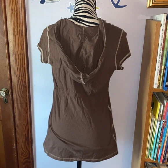 Jade Jeans brown short sleeve hooded shirt size large - Picture 2 of 3